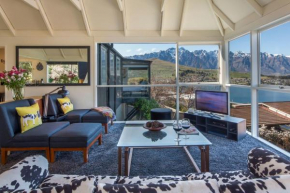 Panoramic: farmhouse theme with shared spa pool